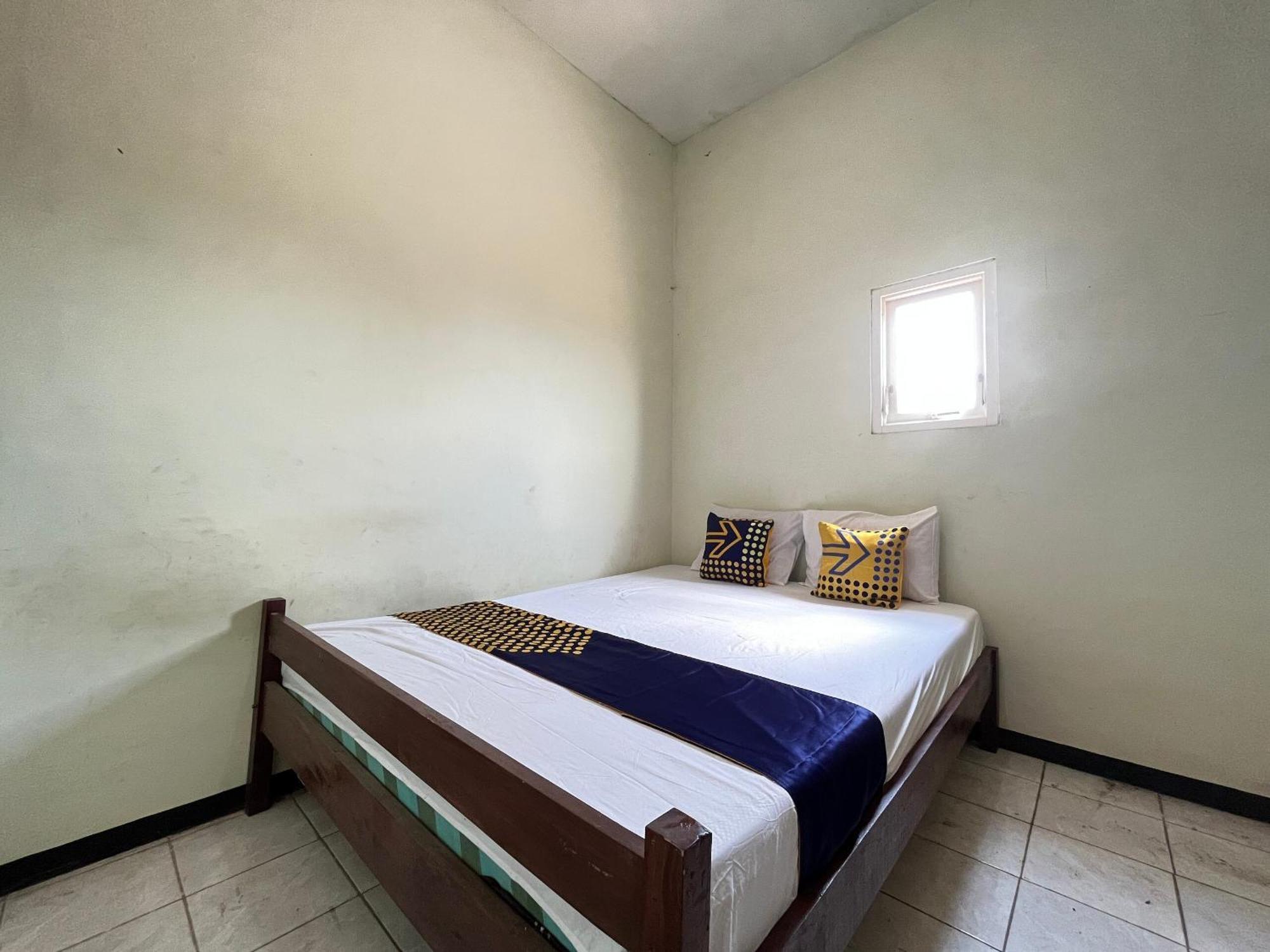 Spot On 93423 Kost Berkah Near Kebun Teh Wonosari Hotel Lawang Exterior foto